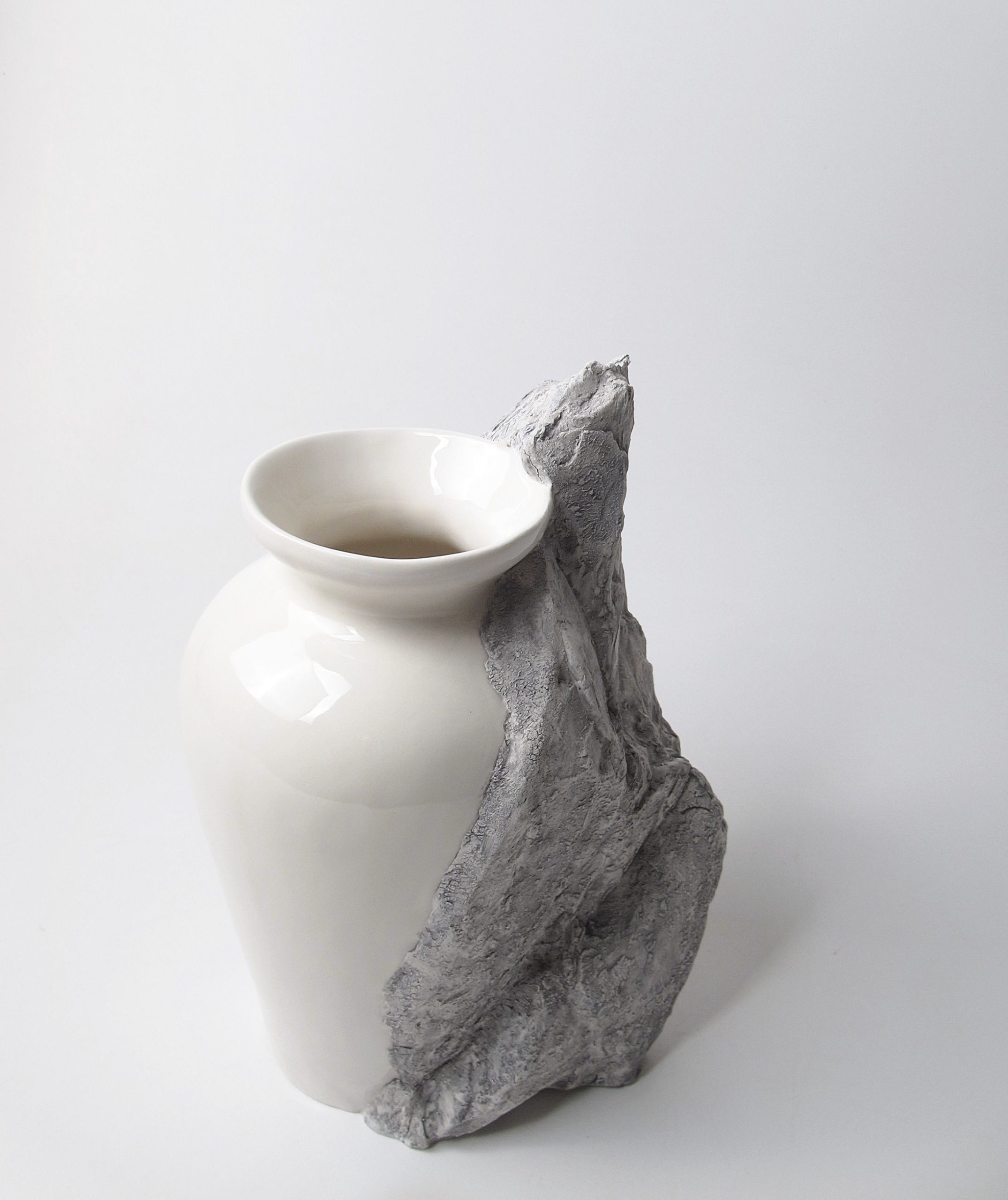 lapidaria vase, an artistic project by Caterina Sbrana and Gabriele Mallegni, Studio17